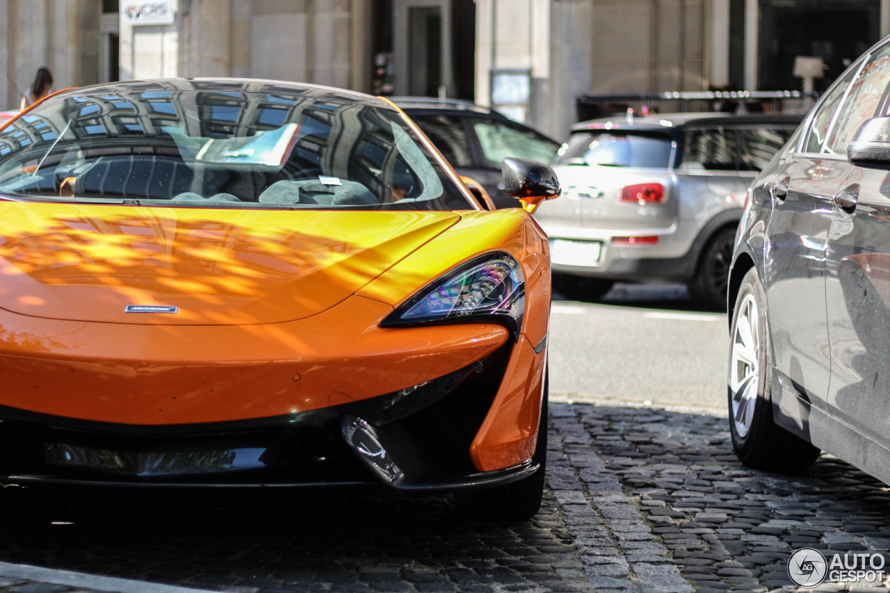 McLaren 570S