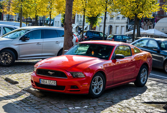 Ford Mustang GT 2013