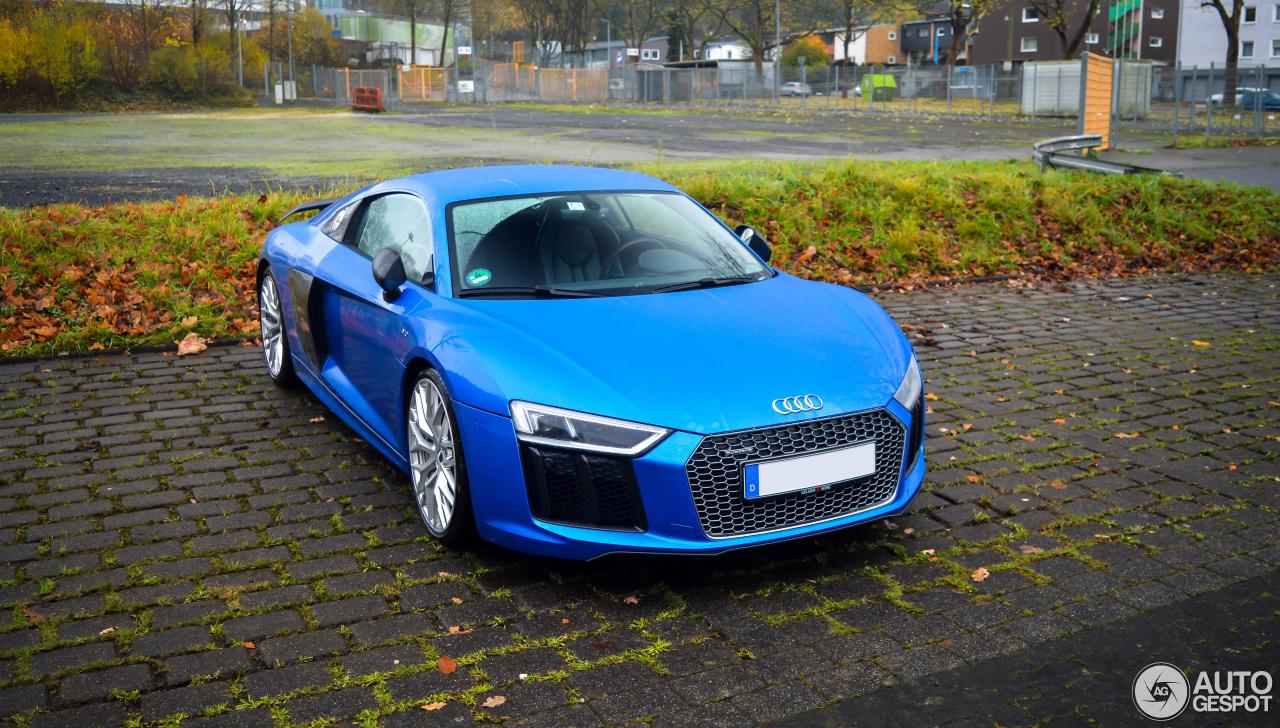 Audi R8 V10 Plus 2015