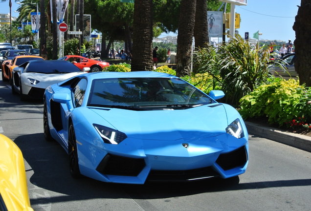 Lamborghini Aventador LP700-4