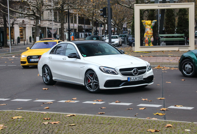 Mercedes-AMG C 63 S W205