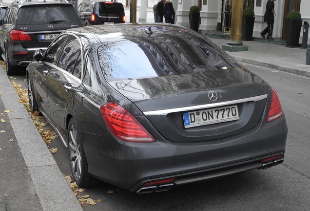 Mercedes-Benz S 63 AMG V222