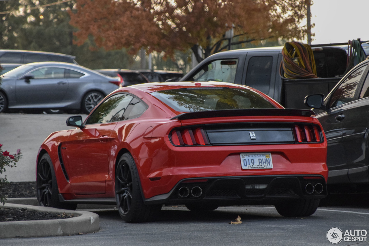 Ford Mustang Shelby GT350 2015