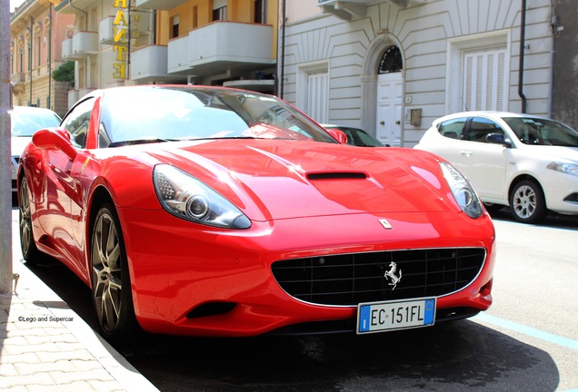 Ferrari California