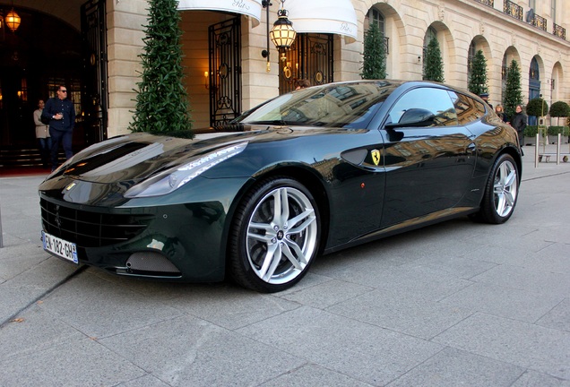 Ferrari FF