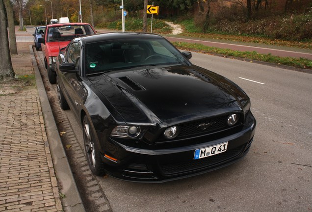 Ford Mustang GT 2013