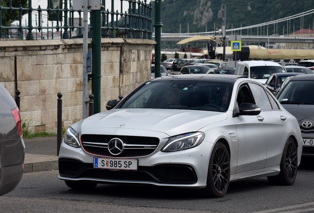 Mercedes-AMG C 63 S W205