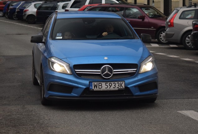 Mercedes-Benz A 45 AMG