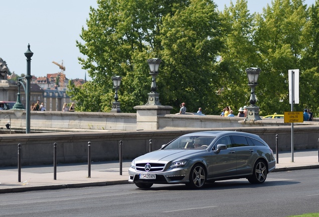 Mercedes-Benz CLS 63 AMG X218 Shooting Brake