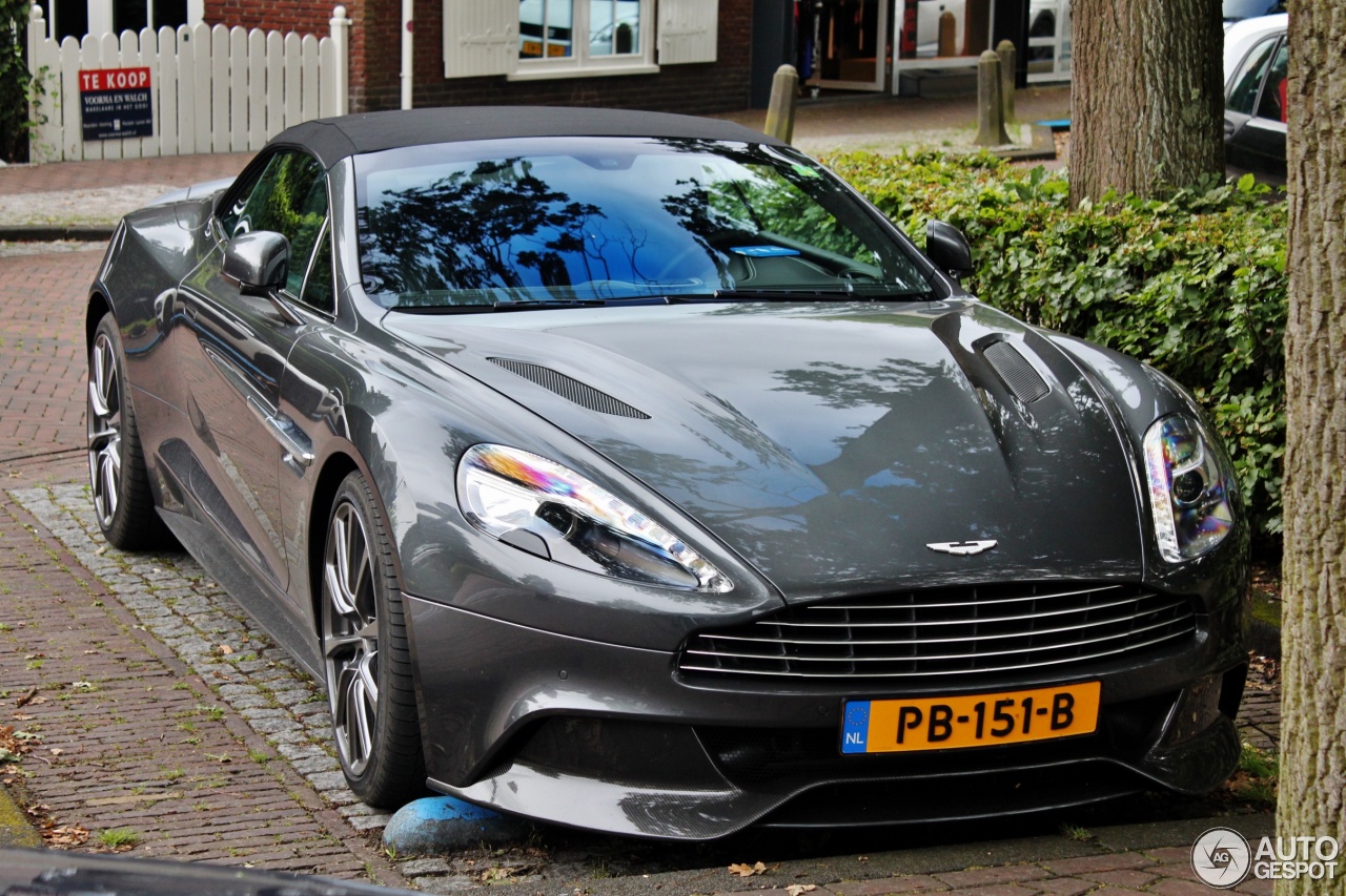 Aston Martin Vanquish Volante