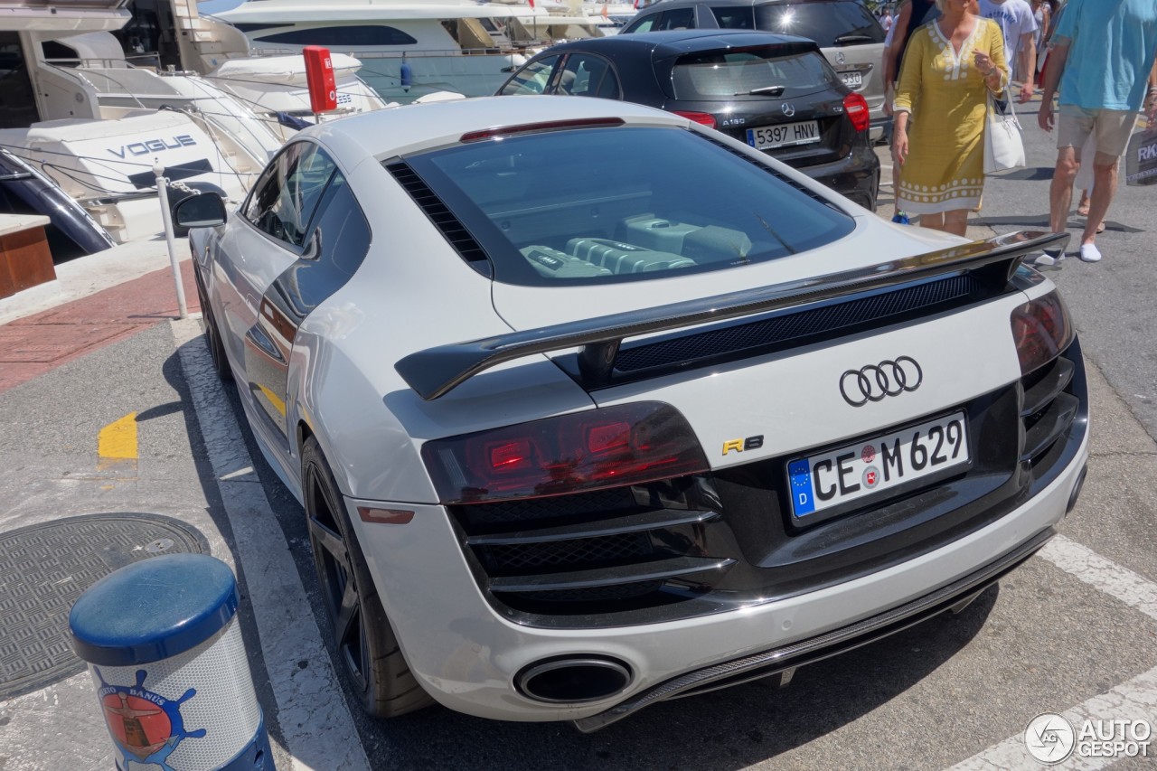 Audi R8 V10