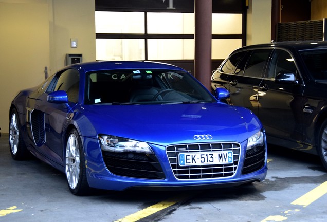 Audi R8 V10