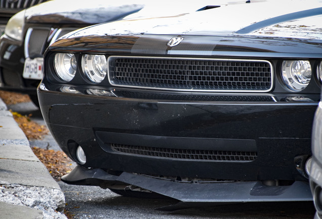 Dodge Challenger SRT-8