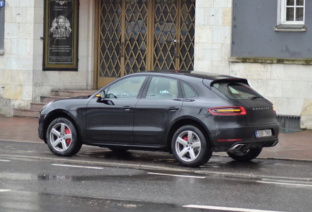 Porsche 95B Macan Turbo