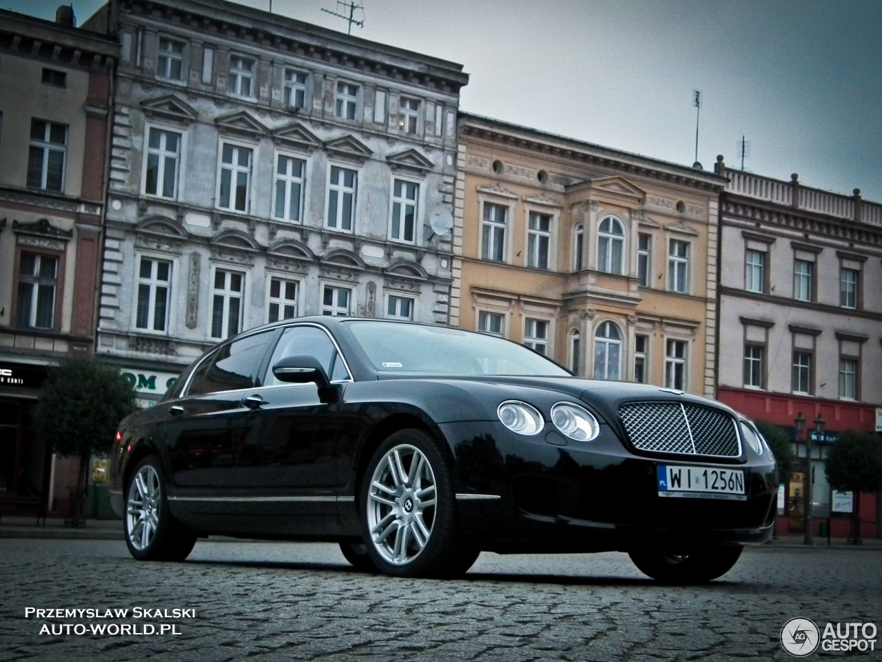 Bentley Continental Flying Spur