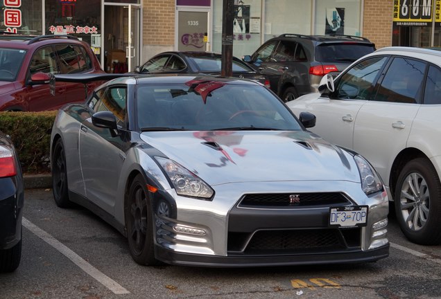 Nissan GT-R 2012