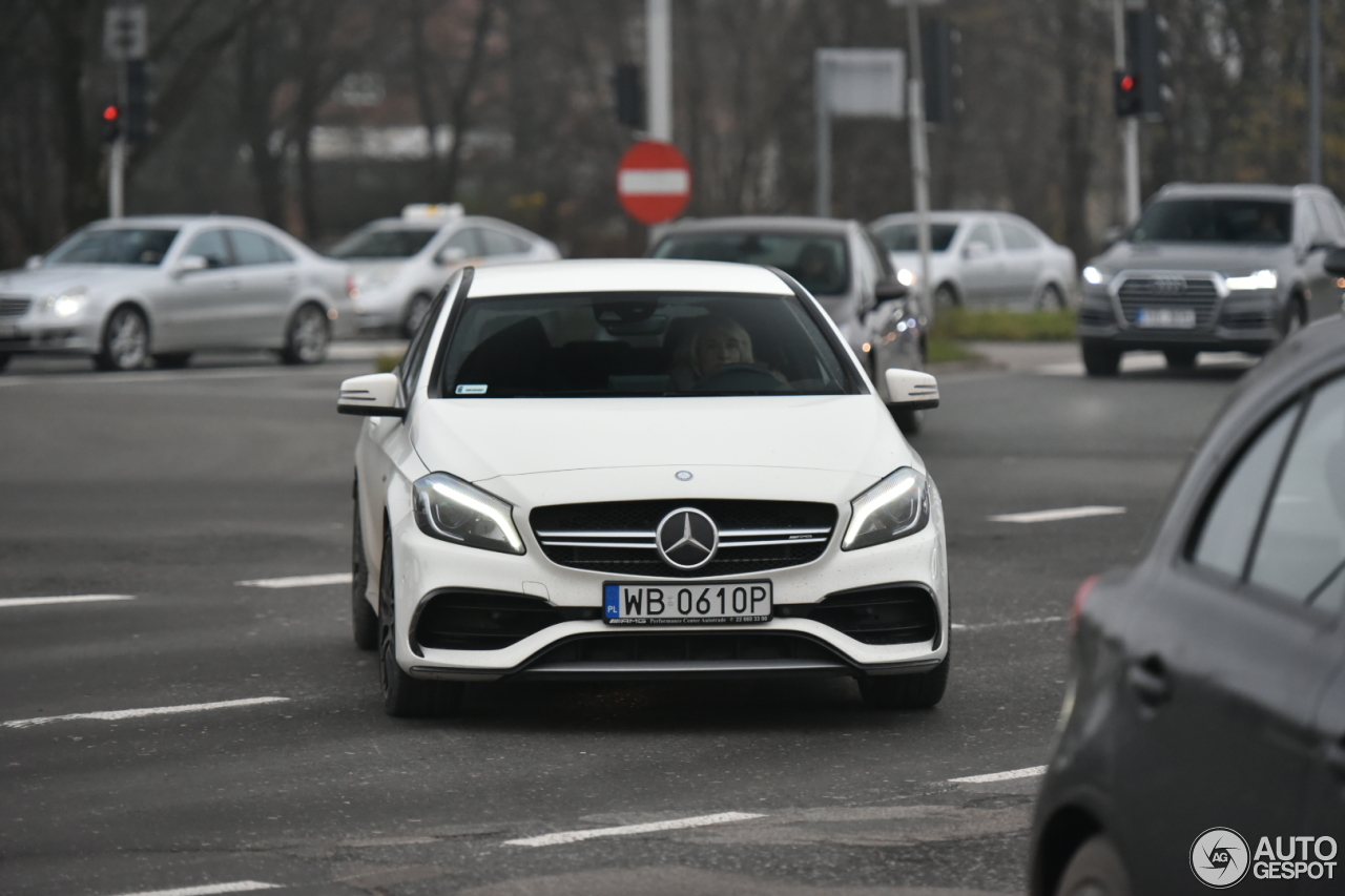 Mercedes-AMG A 45 W176 2015