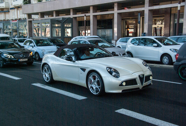 Alfa Romeo 8C Spider