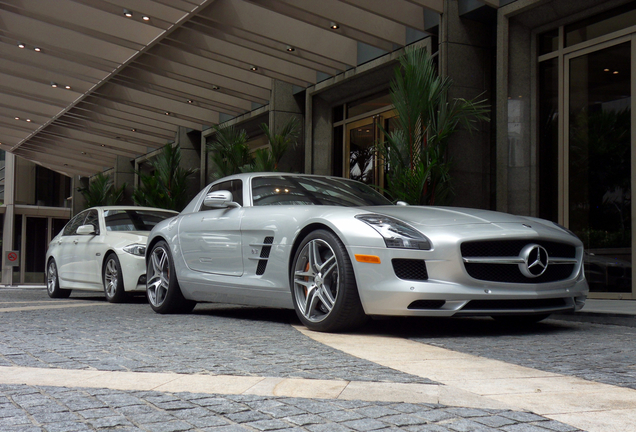 Mercedes-Benz SLS AMG