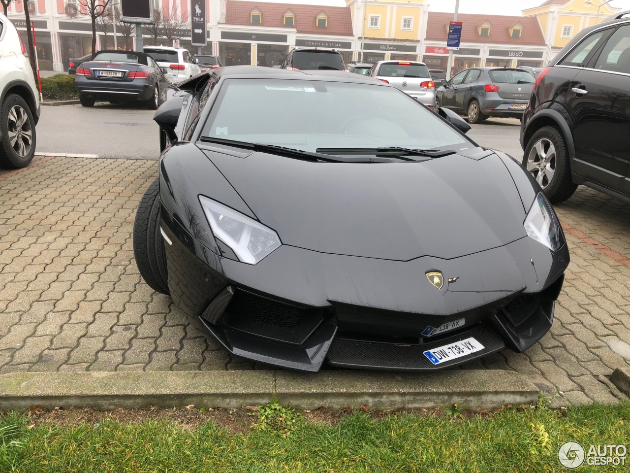 Lamborghini Aventador LP700-4 Roadster