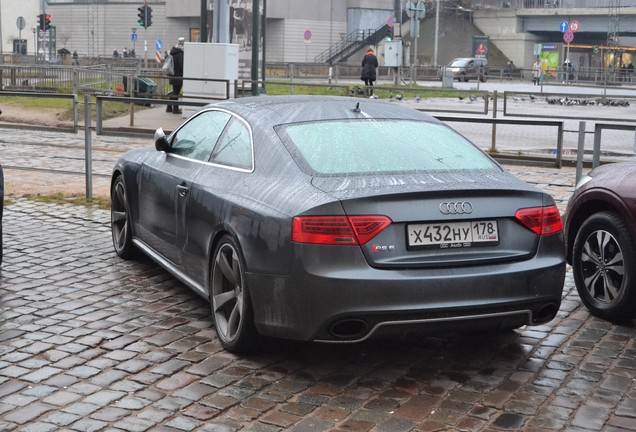 Audi RS5 B8 2012