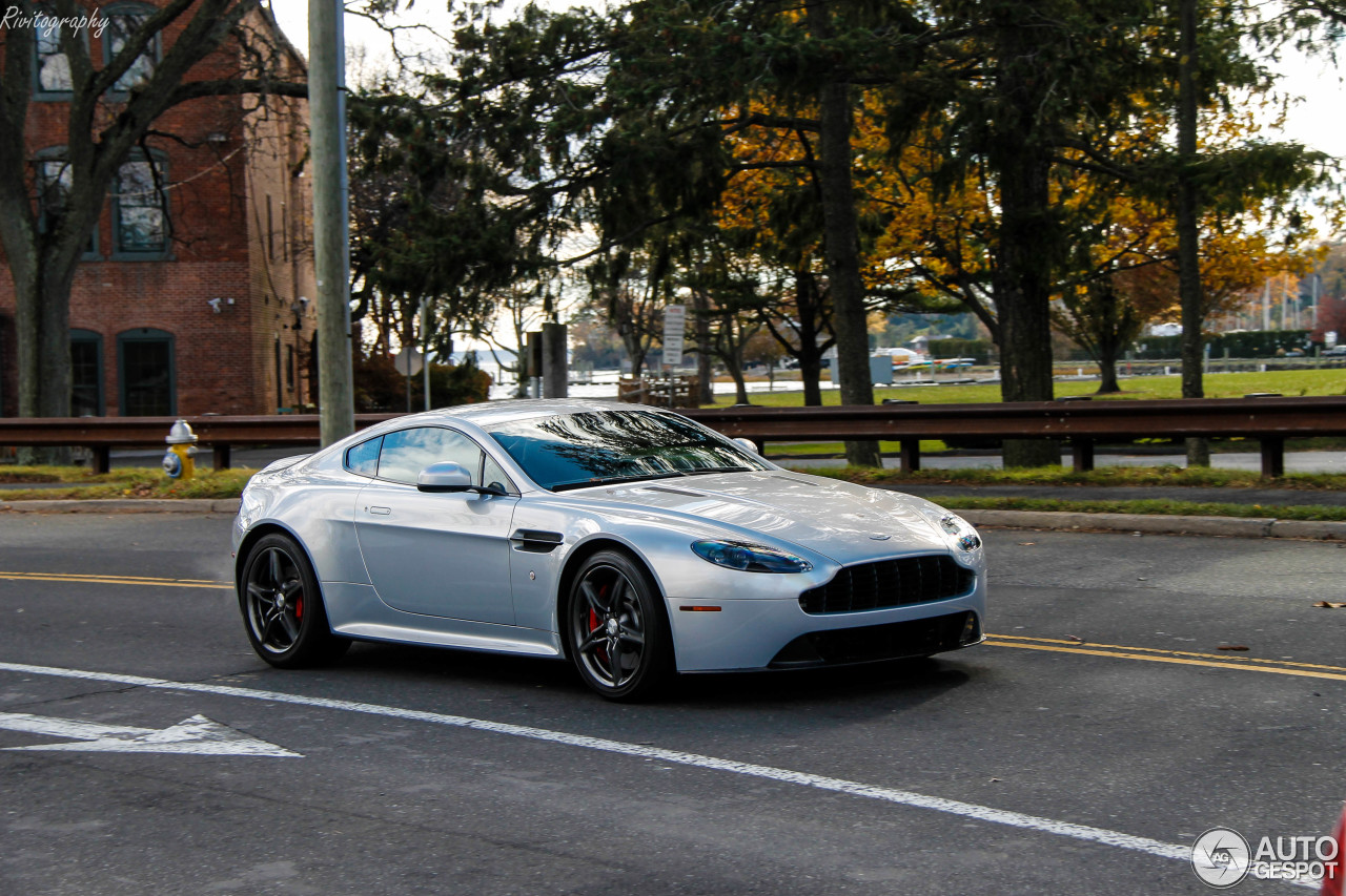 Aston Martin V8 Vantage GTS