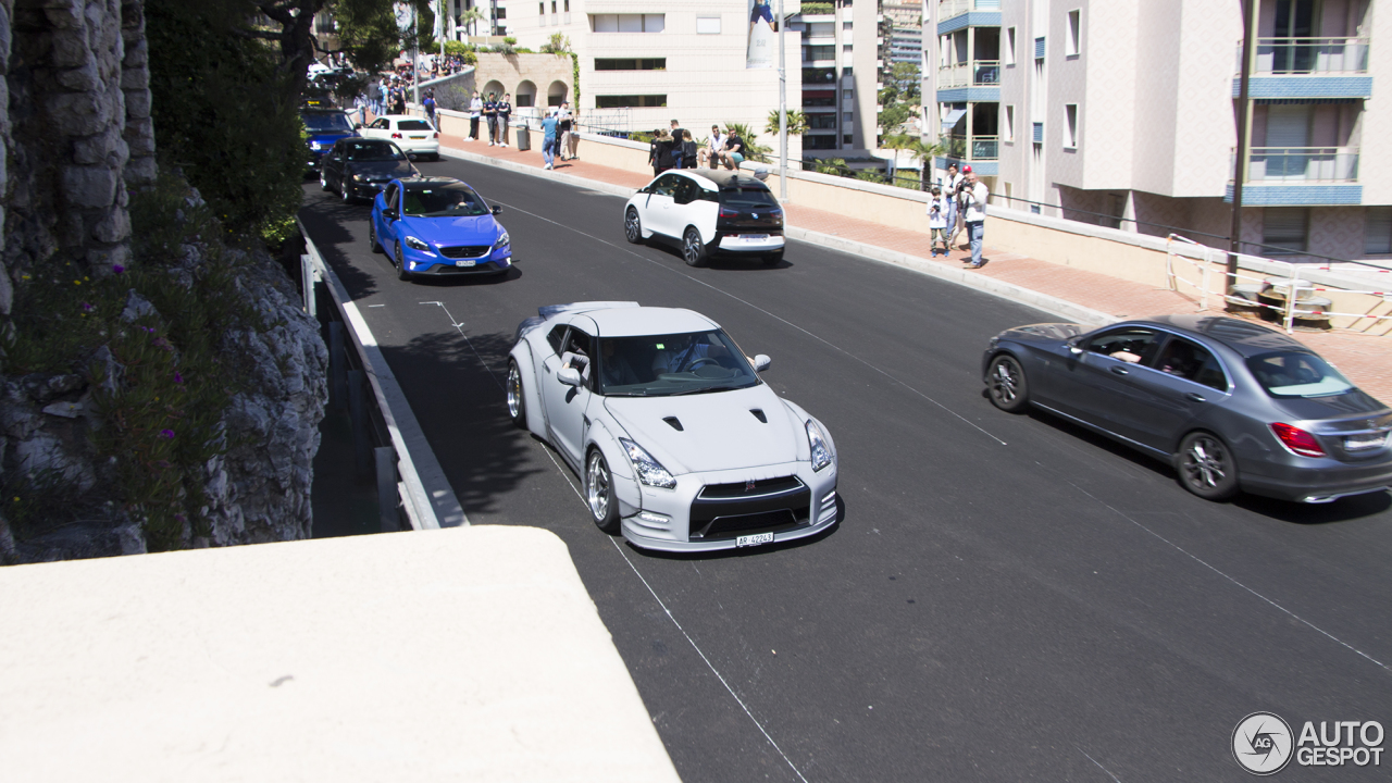 Nissan GT-R 2011 Liberty Walk Widebody