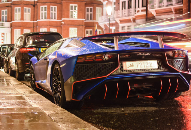 Lamborghini Aventador LP750-4 SuperVeloce Roadster