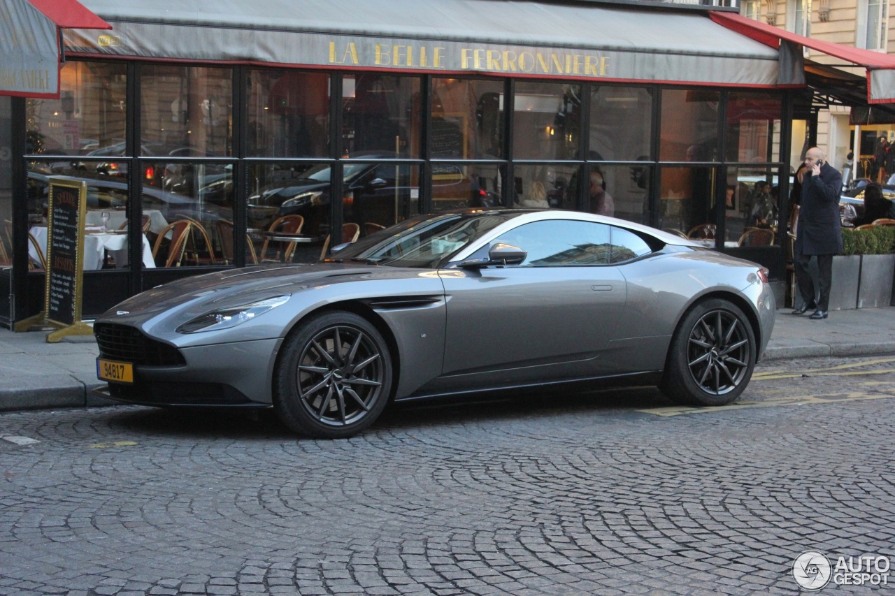 Aston Martin DB11