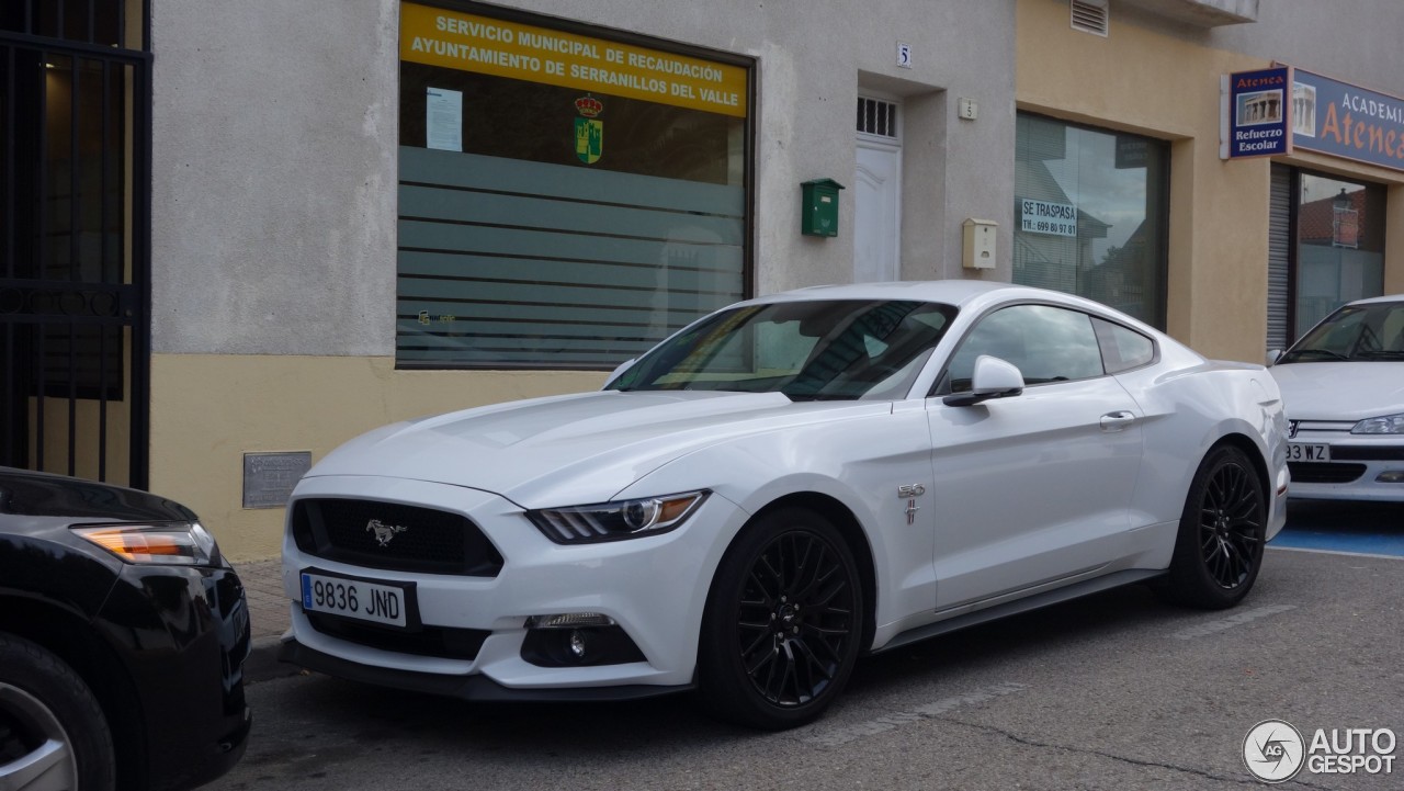 Ford Mustang GT 2015