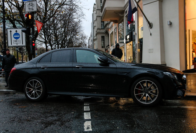 Mercedes-AMG E 63 S W213