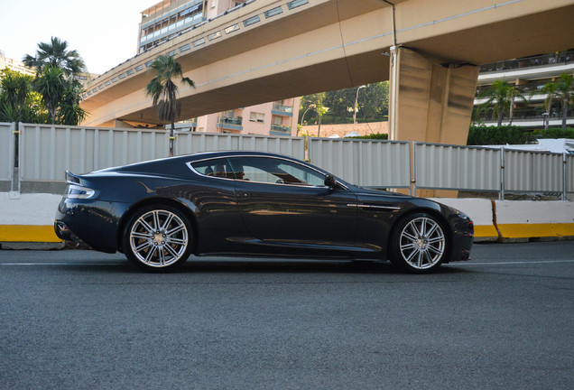 Aston Martin DBS