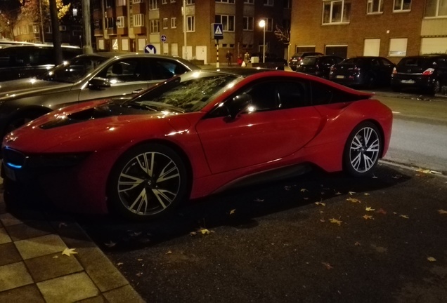 BMW i8 Protonic Red Edition