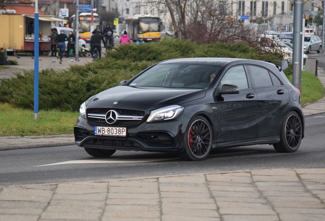 Mercedes-AMG A 45 W176 2015