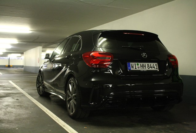 Mercedes-AMG A 45 W176 2015