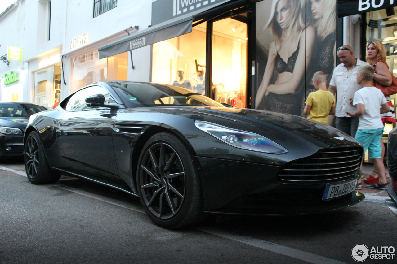 Aston Martin DB11