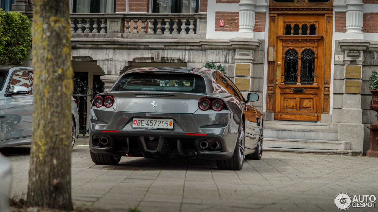 Ferrari GTC4Lusso