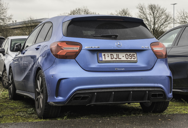 Mercedes-AMG A 45 W176 2015