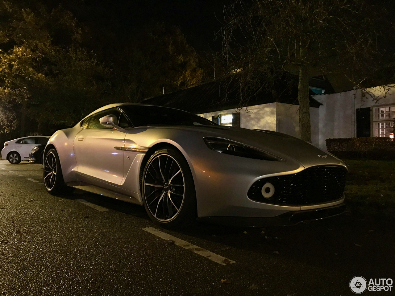 Aston Martin Vanquish Zagato