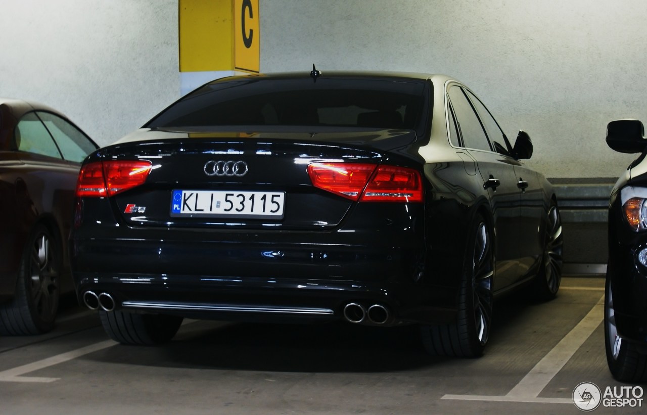 Audi S8 D4