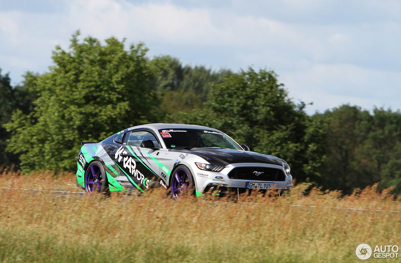 Ford Mustang GT 2015