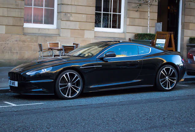 Aston Martin DBS Carbon Black Edition