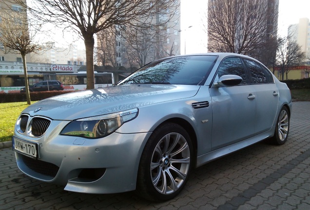 BMW M5 E60 2005