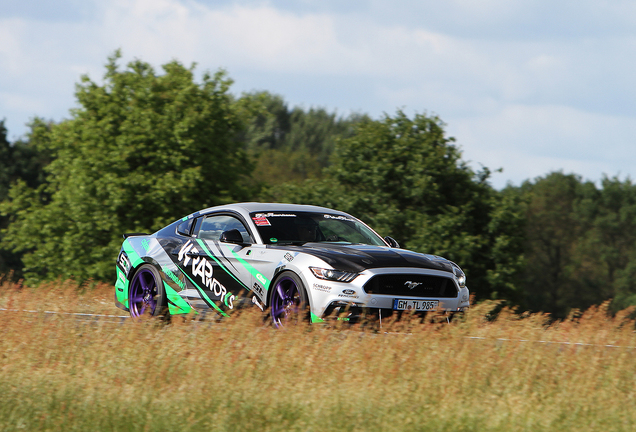 Ford Mustang GT 2015