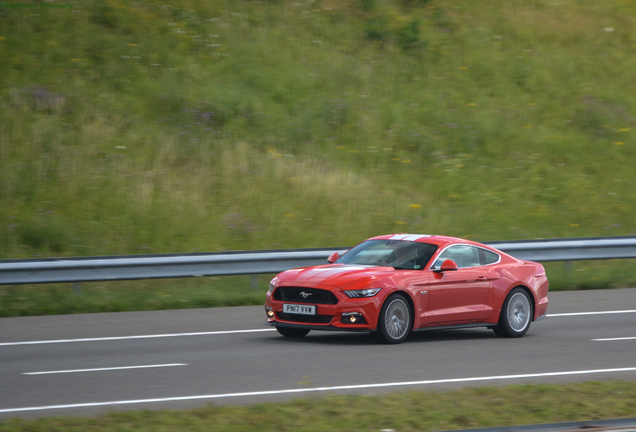 Ford Mustang GT 2015