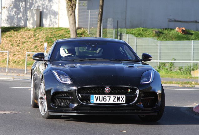 Jaguar F-TYPE R Coupé 2017