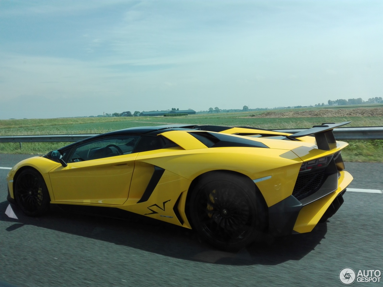 Lamborghini Aventador LP750-4 SuperVeloce Roadster