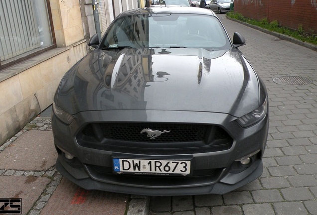 Ford Mustang GT 2015