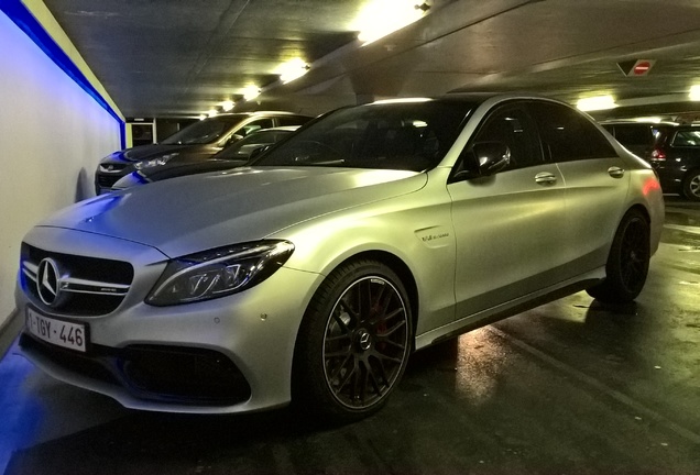 Mercedes-AMG C 63 S W205