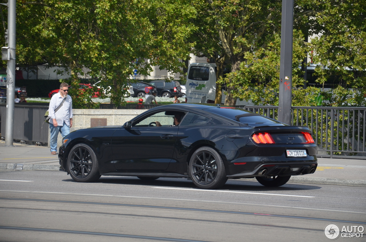 Ford Mustang GT 2015